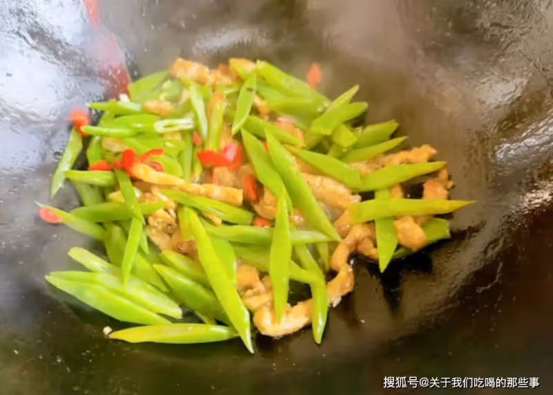 無論炒什麼肉,切記不要直接下鍋,教你一招,嫩滑不柴,鮮香好吃