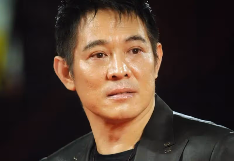 黃秋燕女兒又傳喜訊,李連杰被牽扯其中,這一次利智輸得徹底