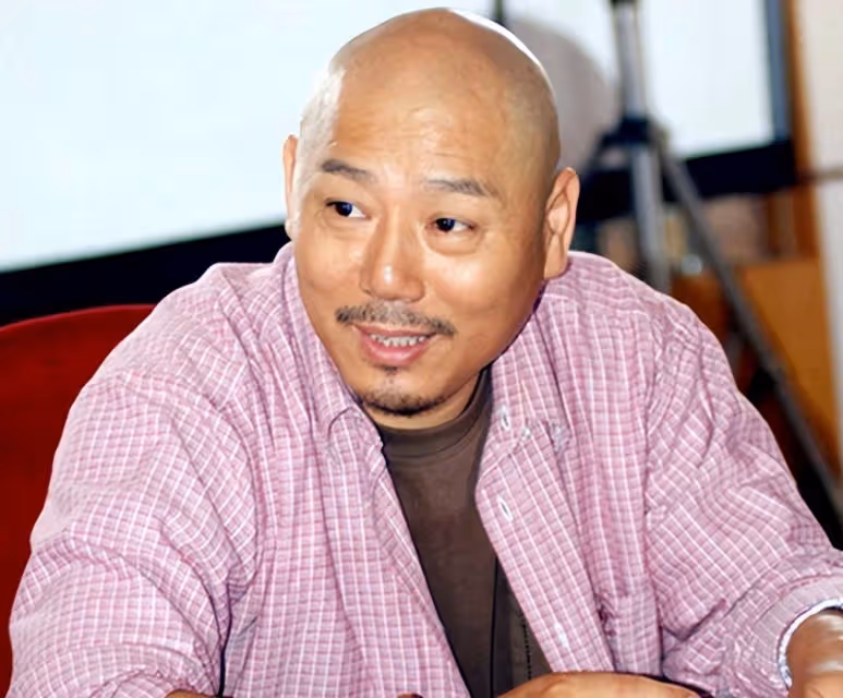 李成儒兒子李大海：滄桑的母親，無情的父親，如今37歲不敢結婚