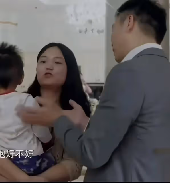劉強東:妹夫沒再婚,獨自養三孩一年給100萬,父親撿廢品拆紙殼