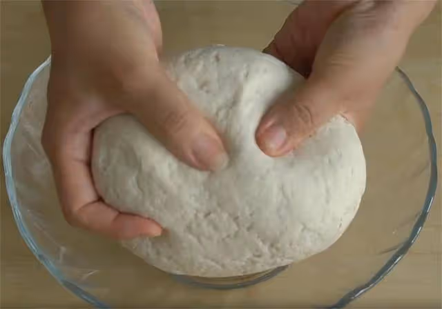 北方特色麵食「水烙饃」,一次這樣做10張,比紙還薄,拿肉都不換