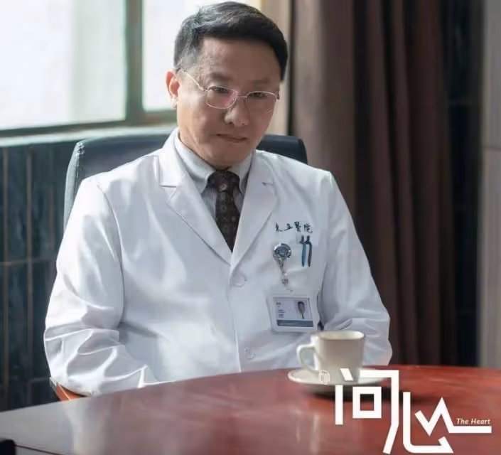 演員房子斌:用20元戒指娶校花,為支持她復出,放棄演戲在家帶娃