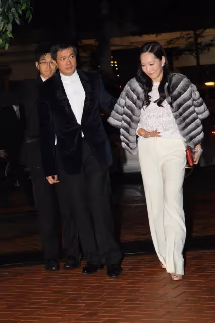 TVB前花旦吳美珩為修哥慶生,保養得宜,生活富足成人生贏家