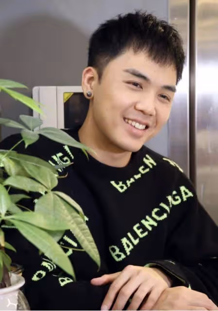 富婆妻子被罵丑!TVB億萬駙馬護妻反擊網民,曾深陷出軌傳聞