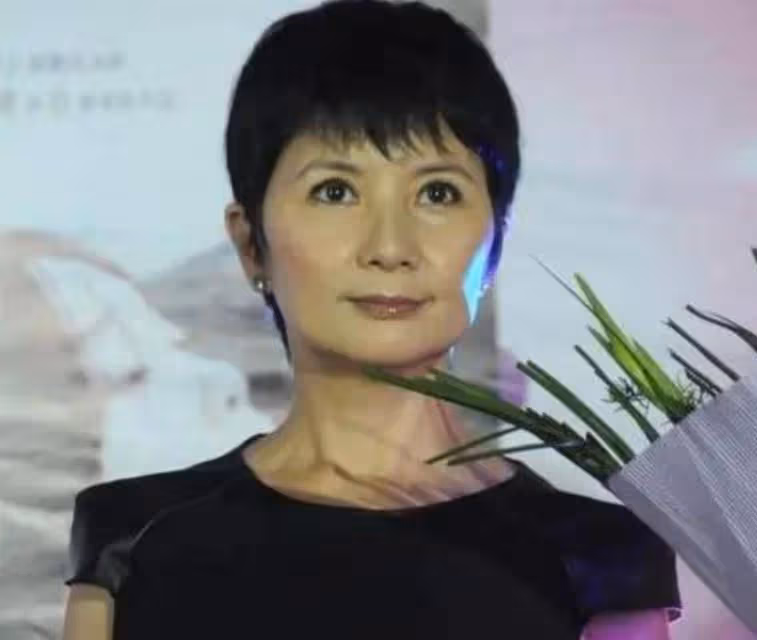 羅大佑：為音樂選擇丁克，父親臨終都沒見到孫子，58歲終於當爸！