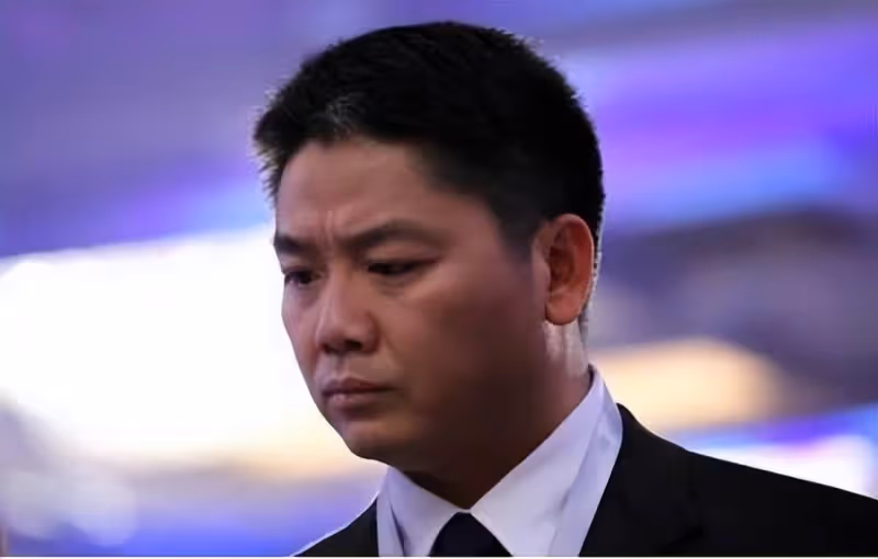劉強東：43歲的妹妹生三胎離世，他為沒保護好妹妹至今心痛