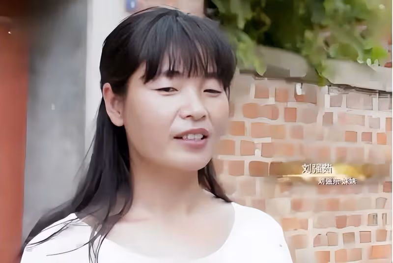 劉強東:43歲的妹妹生三胎離世,他為沒保護好妹妹至今心痛