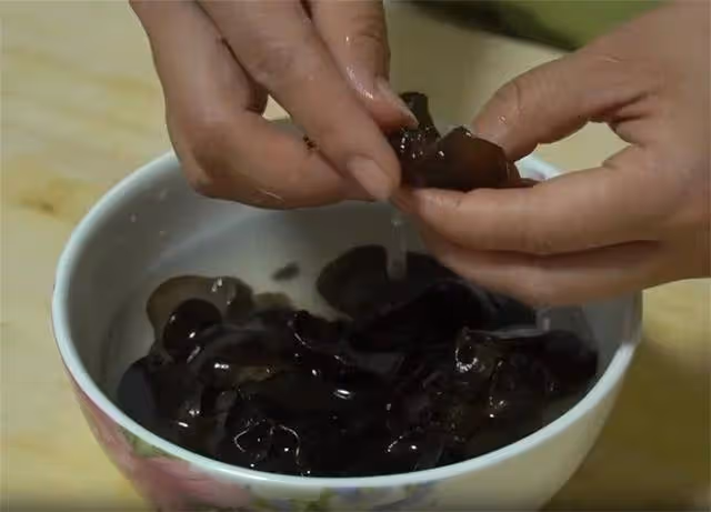 糖醋茄子好吃有訣竅,掌握這一點,保證入口酥脆,酸甜開胃還不膩