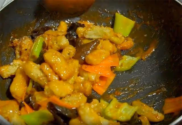 糖醋茄子好吃有訣竅,掌握這一點,保證入口酥脆,酸甜開胃還不膩