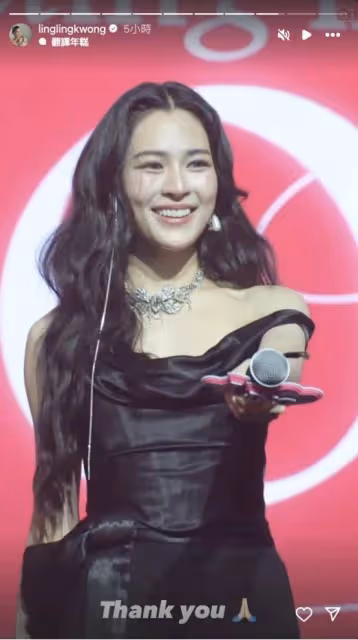衣錦還鄉!恭喜中泰混血女神追星成功,爆火後與偶像雙向奔赴