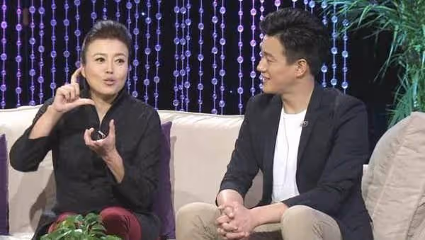 演員丁嘉麗:我這輩子最後悔的,就是為愛丟了自尊,捧紅了孫紅雷