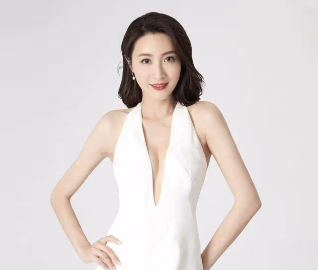 TVB知名女星買通告引反感,突然變民選視後,結婚九年沒空生娃