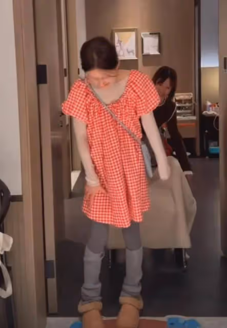 趙露思新狀態看哭網友:全身多功能退化如嬰兒,導演首次發聲!