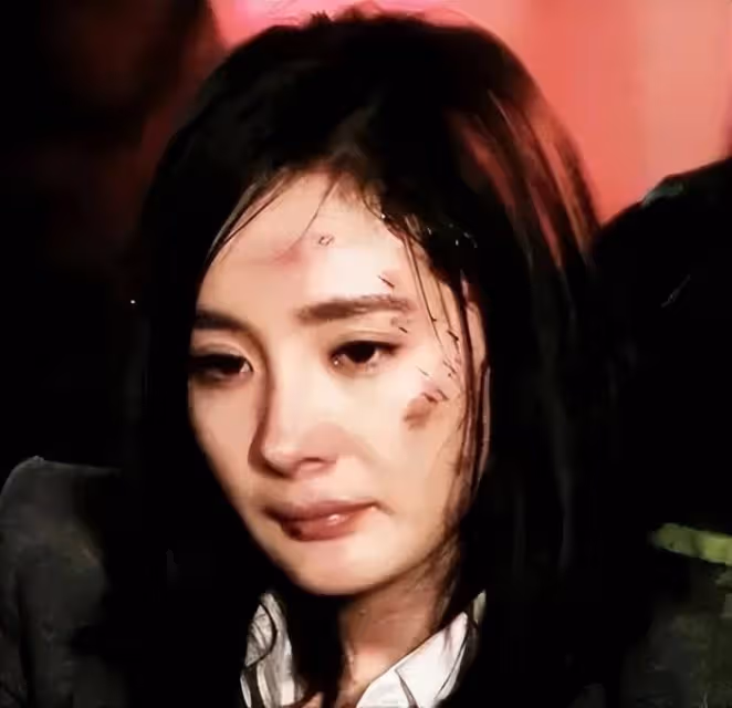 黃渤沒有說錯,從39歲的楊冪身上,我看到了娛樂圈的「殘酷真相」