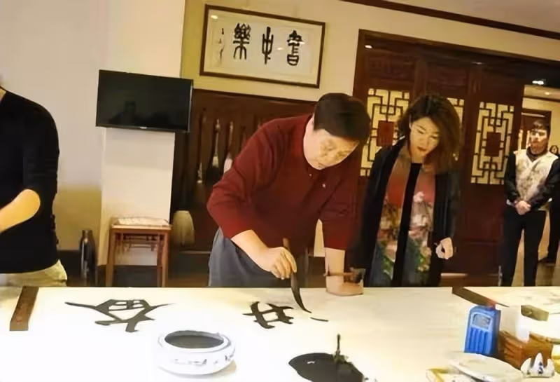 趙忠祥病逝4年,再看遺孀張美珠的現狀,才知道他的遺囑有多明智