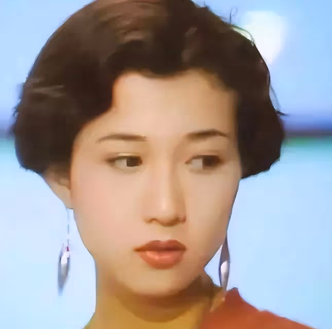 成龍私生女吳卓林:一生都被嫌棄,如今放下一切重獲新生