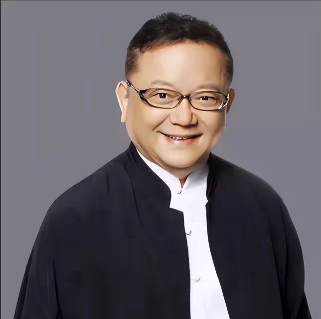 事實證明,被傳賣掉上億豪宅移民美國的王剛,已經走上另一條大道