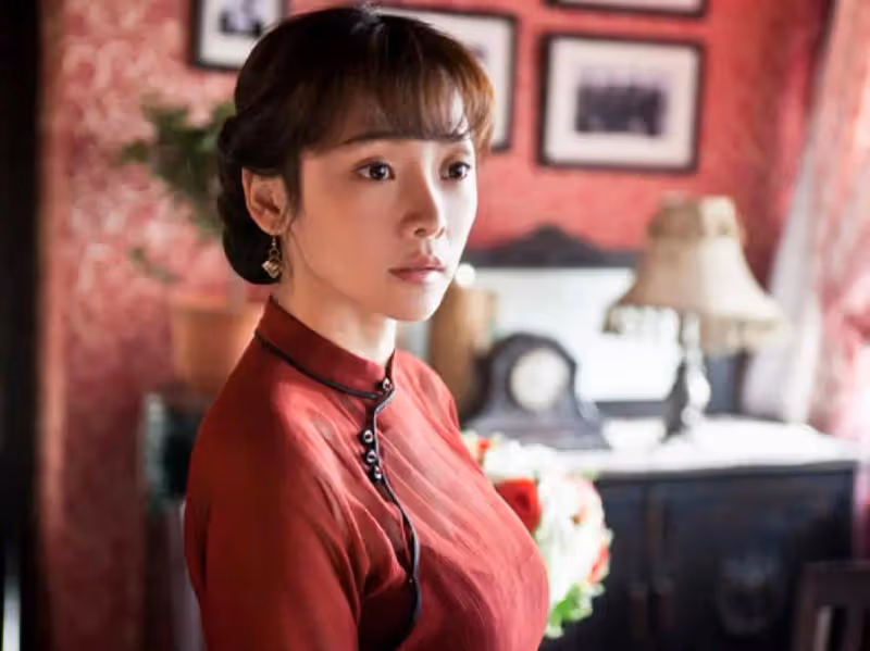 性感火辣的柳岩被曝懷孕男友陪去婦產科？粉絲急忙闢謠