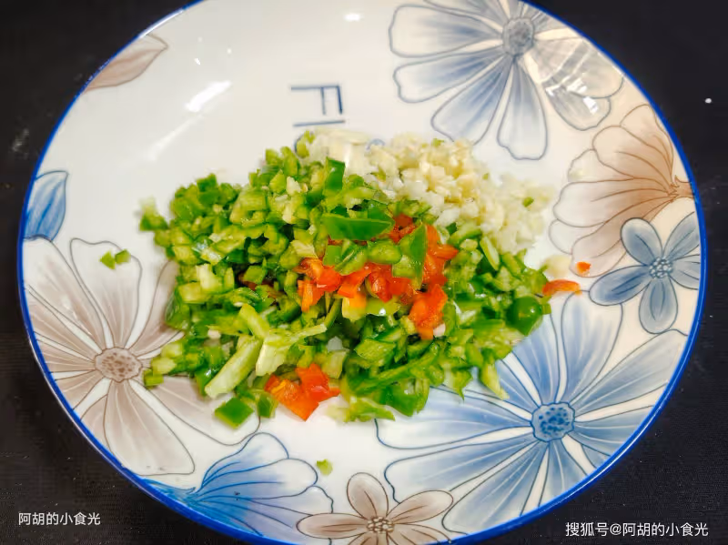 天越冷越喜歡這樣吃,好做又好吃!一口肉滑菜也嫩、便宜又實惠