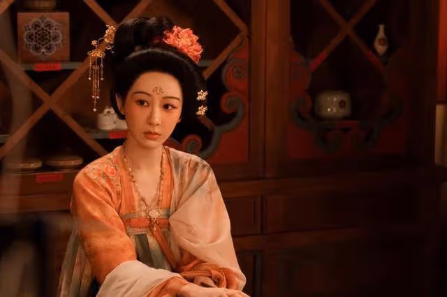 最新2025角色熱度榜TOP 10！《國色芳華》李現第5，第一名是TA