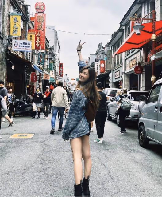 心疼!吳若希曾窮到20元過一天,相依為命的母親還昏迷不醒21天