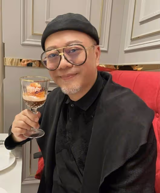 突然暴瘦!TVB視帝昔日形象不再,瘦出下頜線,大肚子不見蹤影