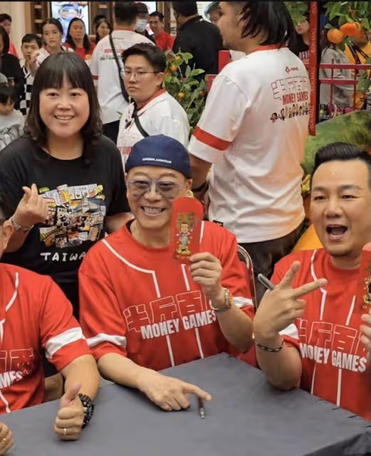 突然暴瘦!TVB視帝昔日形象不再,瘦出下頜線,大肚子不見蹤影