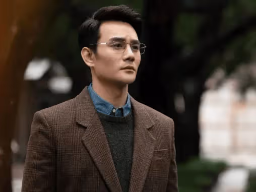 不拍戲就「消失」，42歲的王凱遠離熒幕後，現在過得怎麼樣了？