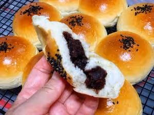 放3天也一樣柔軟的豆沙小餐包，好吃到哭