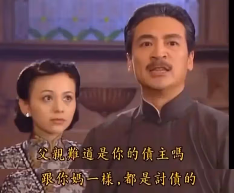 71歲寇振海曬全家福,小21歲嬌妻發福,兩人的三個孩子首次同框