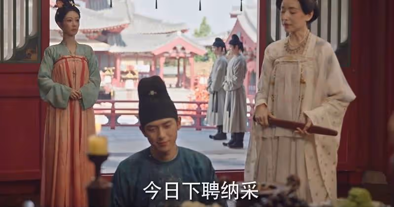 《國色芳華》:一眼相中何惟芳,蔣小姨的如意算盤打的響