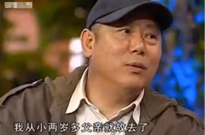 李誠儒:30年對兒子不聞不問,晚年態度反轉,欲買豪車勸子回家
