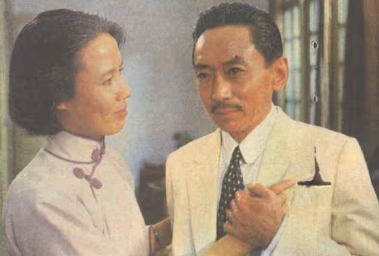 李誠儒:30年對兒子不聞不問,晚年態度反轉,欲買豪車勸子回家