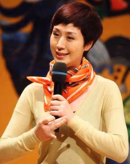 李誠儒:30年對兒子不聞不問,晚年態度反轉,欲買豪車勸子回家