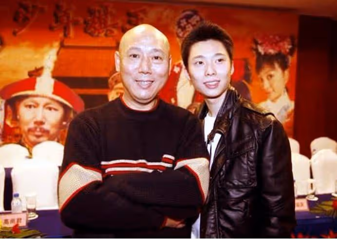 李誠儒:30年對兒子不聞不問,晚年態度反轉,欲買豪車勸子回家