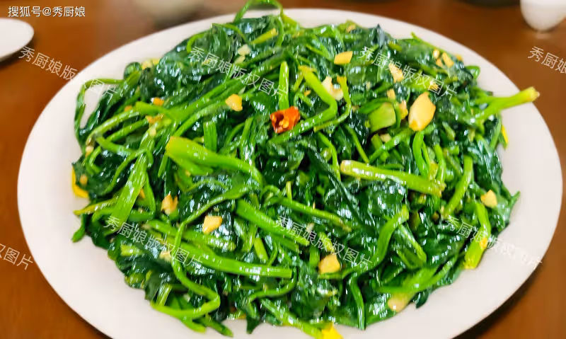 冬天,這菜使勁吃,一通便、二養肝、三止咳、鮮嫩當季,別不懂吃