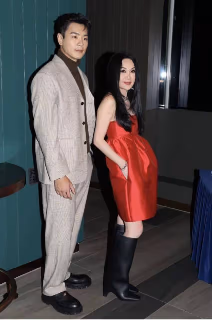 被質疑裝嫩！溫碧霞驚喜回歸，新劇大玩姐弟戀，男主被電小鹿亂撞