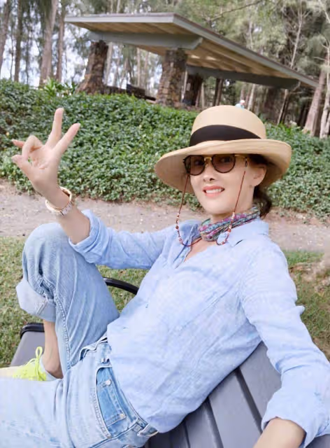 這一次，「老少戀」的殘酷現實，在52歲的牛莉身上體現得淋漓盡致