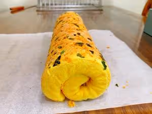 香蔥海苔肉鬆芝麻蛋糕卷