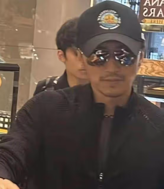 一張照片,戳穿了王菲的真實處境,她走到今天怪不得別人