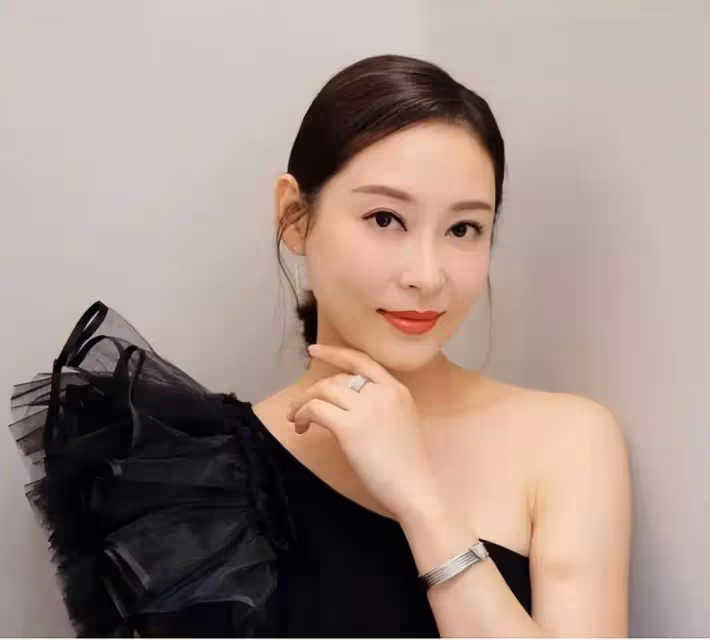 敬業!「最強繼母」楊卓娜受傷仍堅持工作,希望與妹妹能齊頭並進