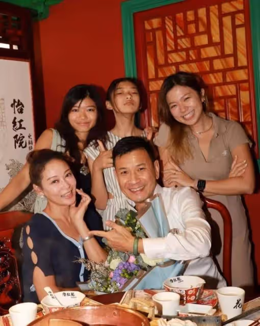 好拼！TVB女星受傷破相堅持開工，未婚生女仍未結婚更甘願當繼母