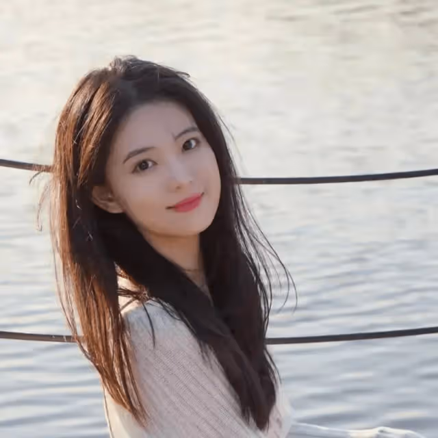 兩性交往:女人被撩時,出現這些反應,意味著她對你有意思