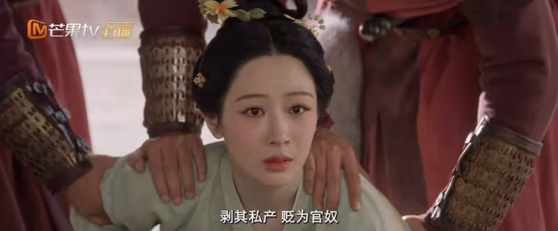 《國色芳華》:看懂秦勝意的3層劣根性,才懂被家暴的女人為何難逃