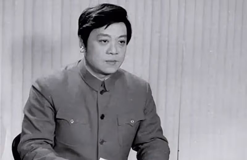 2019年趙忠祥大腿疙瘩刺痛,一查已是癌症晚期,短短兩月奪去生命
