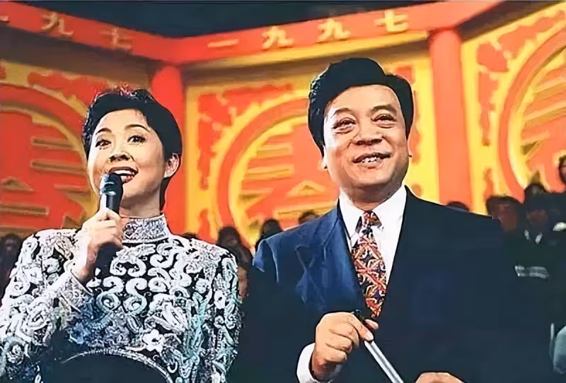 2019年趙忠祥大腿疙瘩刺痛,一查已是癌症晚期,短短兩月奪去生命