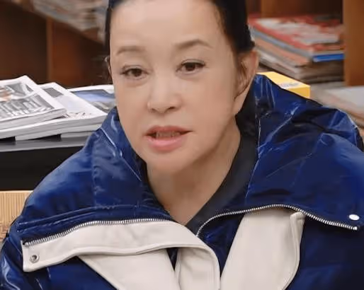 劉曉慶為啥身體那麼好？誰能想到健步如飛的她已經74歲了