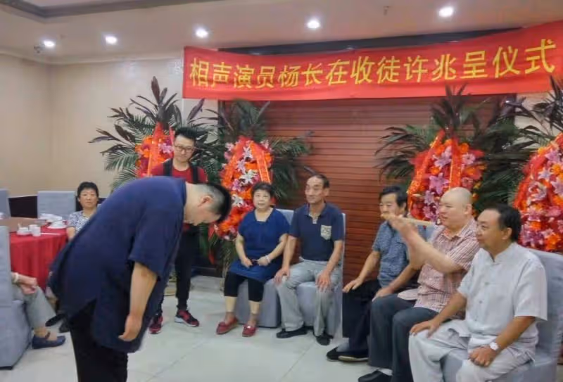 相聲演員許兆呈腦出血去世,年僅36歲,體重超200斤,曝更多細節