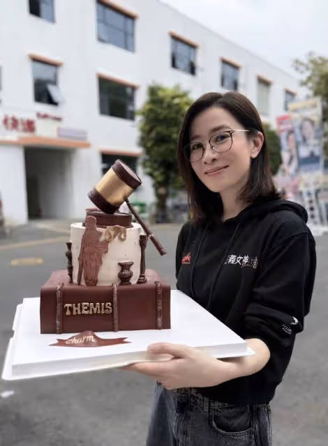 TVB新劇《正義女神》內地殺青！女主角為趕工憔悴，獲後輩贊專業