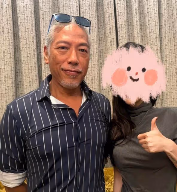 香港知名男星越老越帥,鬍鬚頭髮全白,身材健碩荷爾蒙爆棚